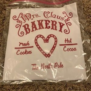 One size adult apron